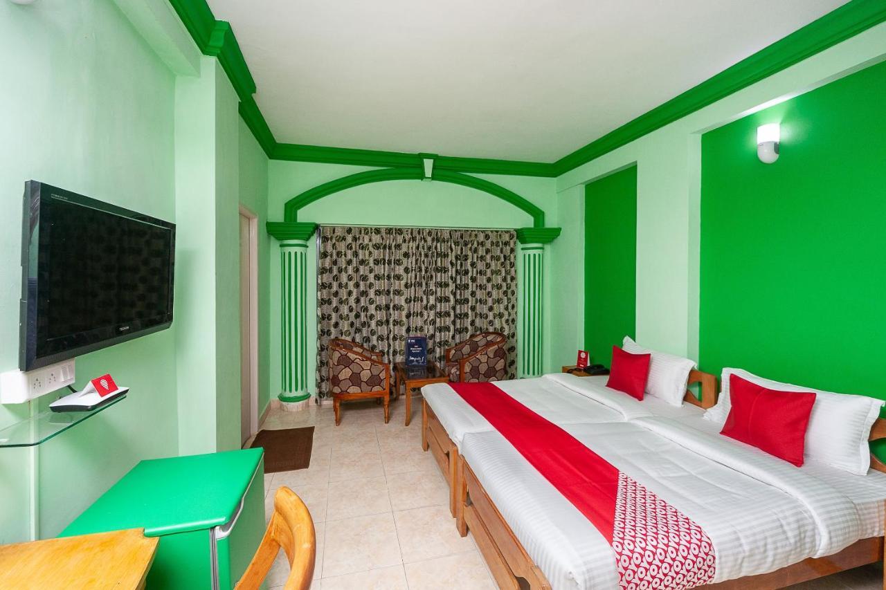 Hotel Manhattan Chennai Exterior photo